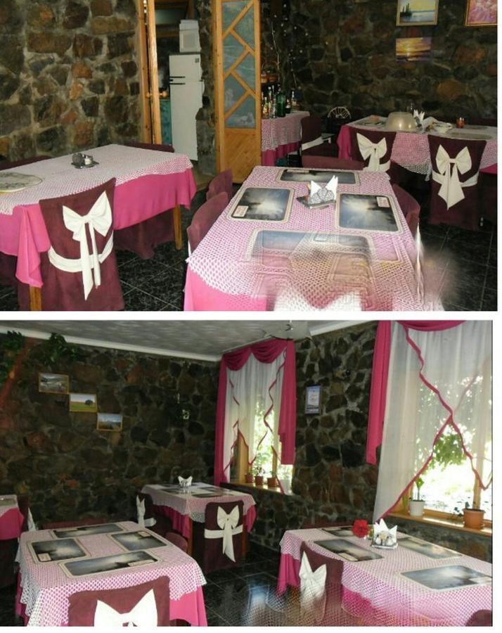 Petrovskaya Pristan Hotel Чолпон-Ата Екстериор снимка