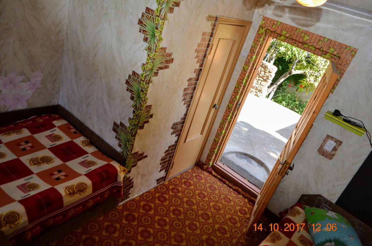 Petrovskaya Pristan Hotel Чолпон-Ата Екстериор снимка