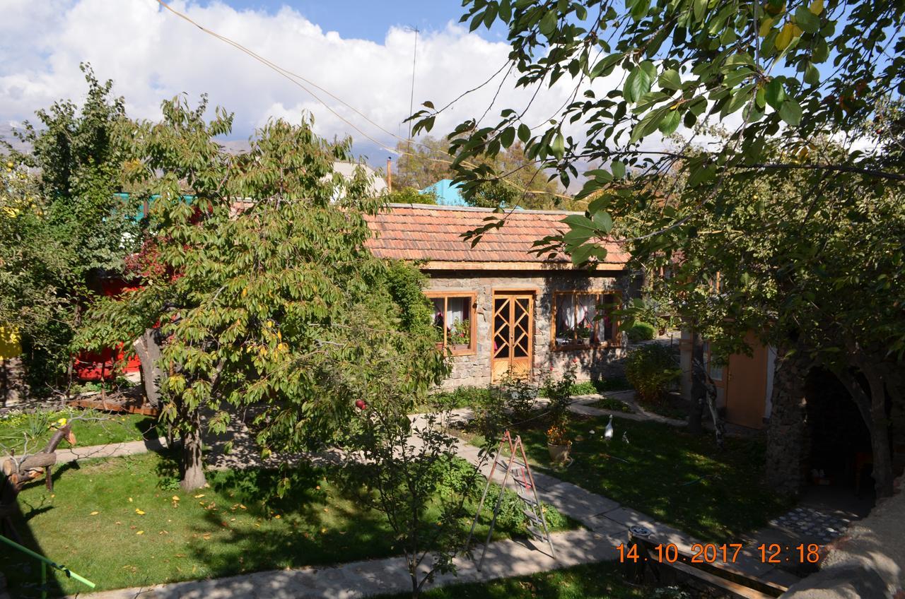 Petrovskaya Pristan Hotel Чолпон-Ата Екстериор снимка