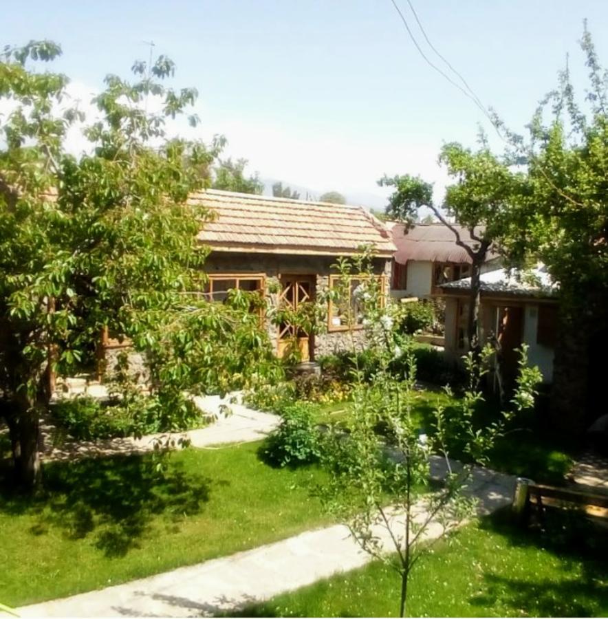 Petrovskaya Pristan Hotel Чолпон-Ата Екстериор снимка