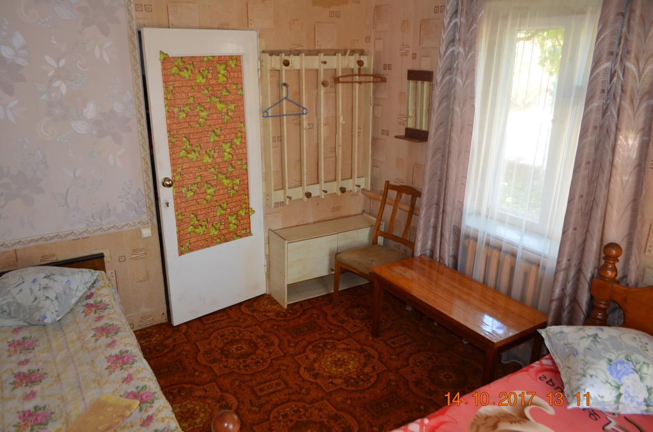 Petrovskaya Pristan Hotel Чолпон-Ата Екстериор снимка