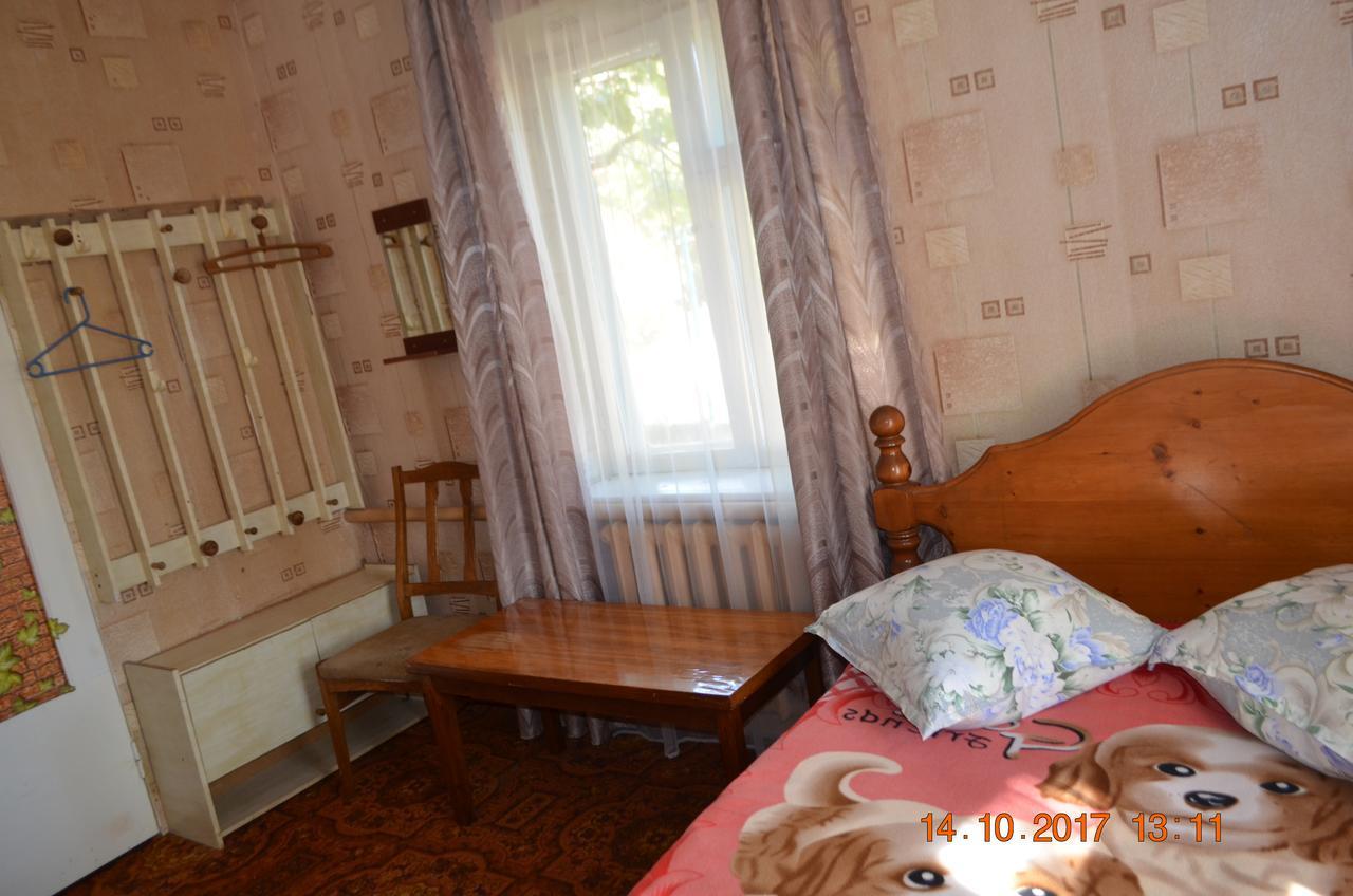 Petrovskaya Pristan Hotel Чолпон-Ата Екстериор снимка
