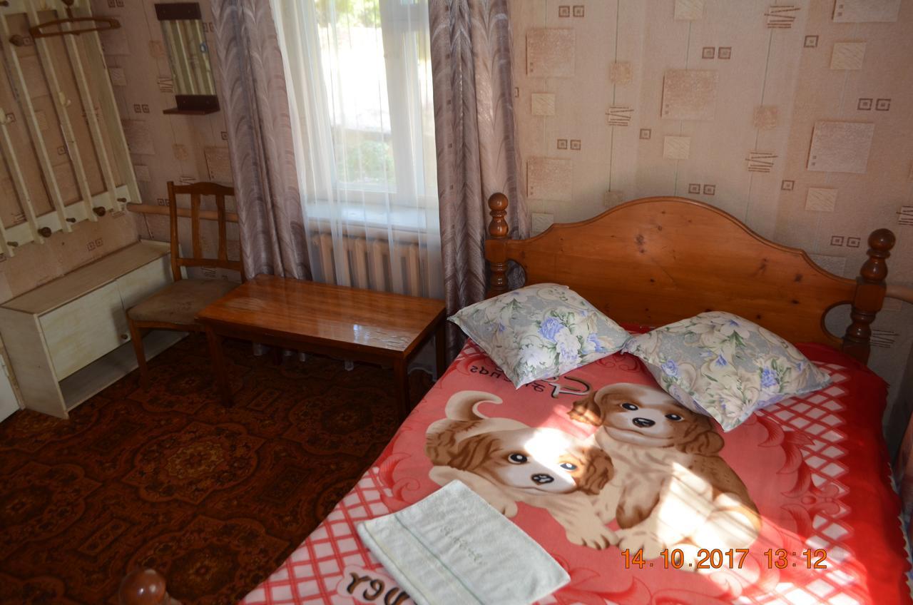 Petrovskaya Pristan Hotel Чолпон-Ата Екстериор снимка