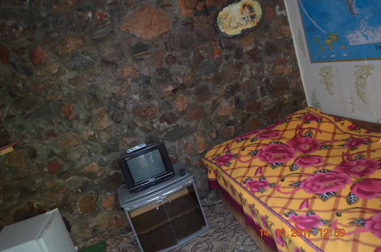 Petrovskaya Pristan Hotel Чолпон-Ата Екстериор снимка